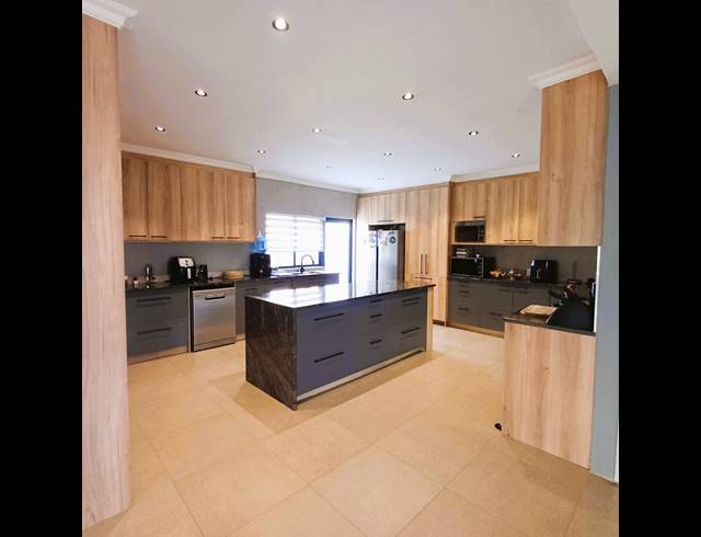 3 BEDROOM HOUSE FOR SALE IN MEYERTON CENTRAL